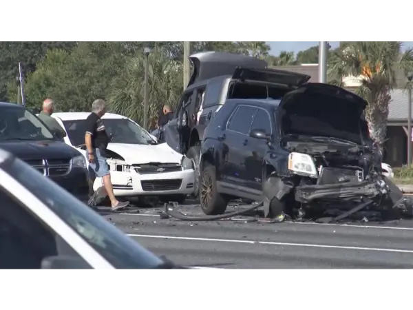 2025 Ford Bronco 변속기 장착 실패: 오프로드 니어 롤오버 스파크 커뮤니티 알람